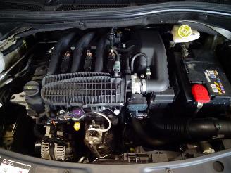 Peugeot 208 1.2 vti picture 5