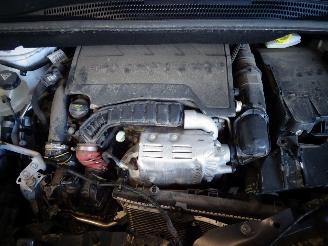 Opel Crossland 1.2 TURBO picture 5