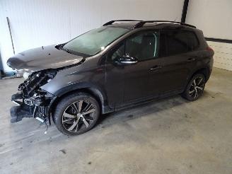 Vrakbiler auto Peugeot 2008 1.2 THP 2018/12