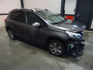 Sloopauto Peugeot 2008 1.2 vti 2017/3
