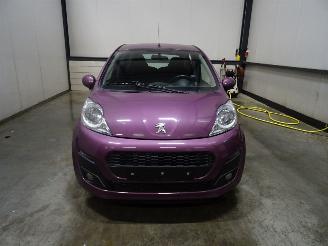 Sloopauto Peugeot 107 1.0 2013/1