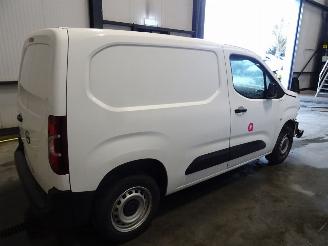 Opel Combo 1.5 HDI picture 3