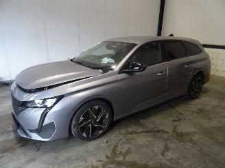 Salvage car Peugeot 308 1.5HDI AUTOMAAT 2022/11
