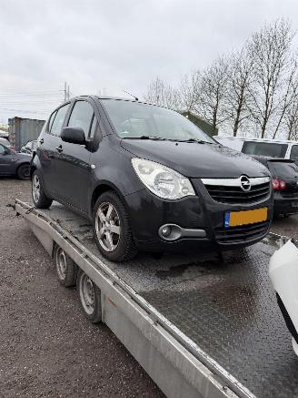 Opel Agila 1.0 picture 2