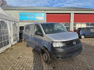 Vrakbiler auto Volkswagen Transporter Transporter T5, Van, 2003 / 2015 2.0 TDI DRF 2015/4