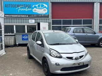 Auto da rottamare Toyota Aygo Aygo (B10), Hatchback, 2005 / 2014 1.0 12V VVT-i 2008/1
