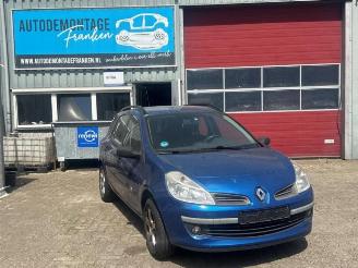 Uttjänta bilar auto Renault Clio Clio III Estate/Grandtour (KR), Combi, 2007 / 2014 1.2 16V 75 2008/6