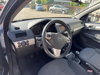 Opel Astra Astra H SW (L35), Combi, 2004 / 2014 1.7 CDTi 16V picture 4