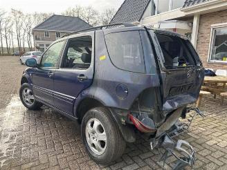 Mercedes ML ML I (163), SUV, 1998 / 2005 320 3.2 V6 18V Autom. picture 5