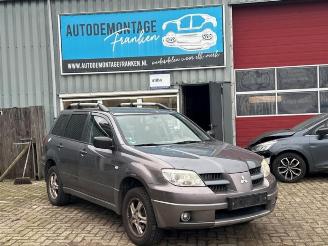 Sloopauto Mitsubishi Outlander Outlander (CU), SUV, 2001 / 2007 2.0 16V 4x2 2008/10