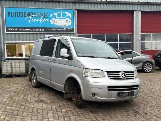 Vrakbiler auto Volkswagen Transporter Transporter T5, Van, 2003 / 2015 2.5 TDi 2006/3