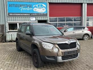 Coche siniestrado Skoda Yeti Yeti (5LAC), SUV, 2009 / 2017 1.2 TSI 16V 2011/1