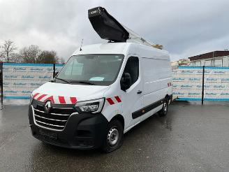 uszkodzony ciężarówki Renault Master 2.3 Hoogwerker 2022/4