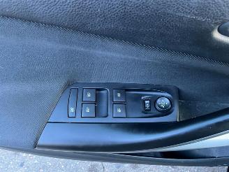 Opel Astra Sports Tourer 1.2 Turbo (96kW) picture 13