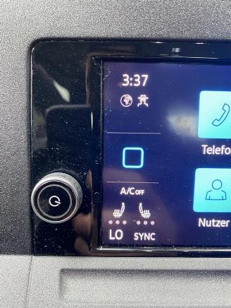 Volkswagen Caddy Life 2.0 TDi (90kW) Cool & Sound-pakket picture 23