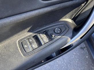 BMW 1-serie 118 i Advantage picture 20