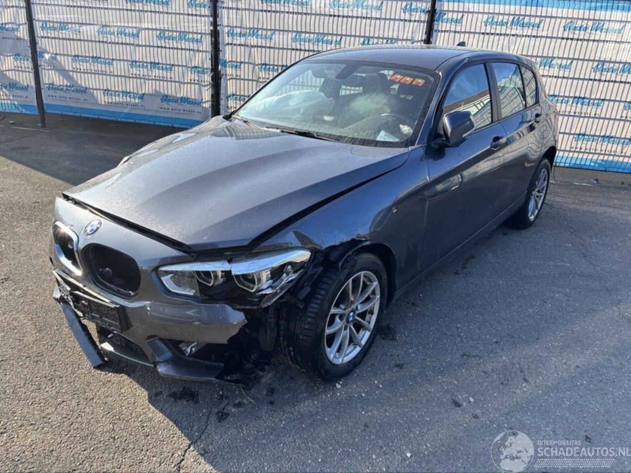 BMW 1-serie 118 i Advantage