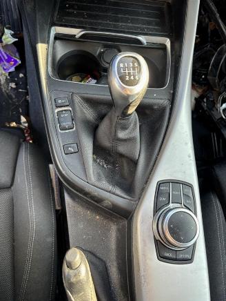 BMW 1-serie 118 i Advantage picture 23