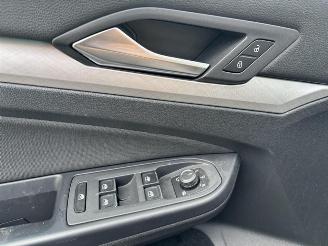 Volkswagen Golf Life picture 25