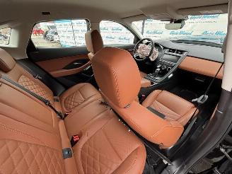 Jaguar E-Pace HSE AWD 300 Sport picture 13