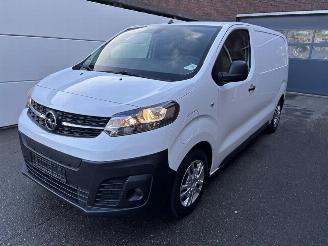 Opel Vivaro-e Edition M 50kWh 3-Sitzer KLIMA AHK SOH 89% 2021/12