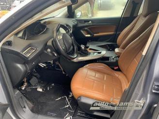 Peugeot 308 308 SW (L4/L9/LC/LJ/LR), Combi 5-drs, 2014 / 2021 1.6 BlueHDi 120 picture 9