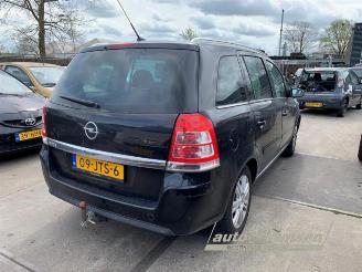 Opel Zafira Zafira (M75), MPV, 2005 / 2015 2.2 16V Direct Ecotec picture 4