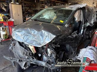 Auto da rottamare Volkswagen Touran Touran (5T1), MPV, 2015 1.6 TDI 2016/2