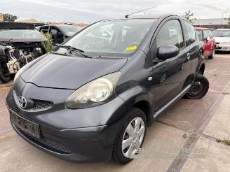 Coche siniestrado Toyota Aygo Aygo (B10), Hatchback, 2005 / 2014 1.0 12V VVT-i 2008/3