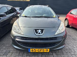 Peugeot 207  picture 2