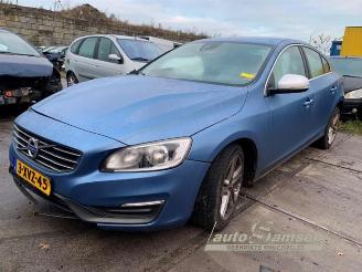 Auto da rottamare Volvo S-60 S60 II (FS), Sedan, 2010 / 2018 1.6 DRIVe,D2 2014/11