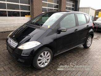 Vaurioauto  passenger cars Mercedes A-klasse A (W169), Hatchback, 2004 / 2012 1.5 A-150 5-Drs. 2007/6
