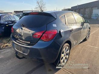 Opel Astra Astra J (PC6/PD6/PE6/PF6), Hatchback 5-drs, 2009 / 2015 1.4 Turbo 16V picture 5