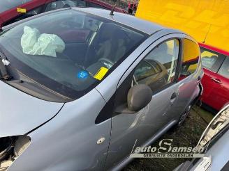 Vrakbiler auto Toyota Aygo Aygo (B10), Hatchback, 2005 / 2014 1.0 12V VVT-i 2010/5