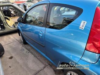 Peugeot 107 107, Hatchback, 2005 / 2014 1.0 12V picture 7