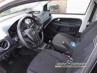 Volkswagen Up! Up! (121), Hatchback, 2011 1.0 12V 60 picture 6