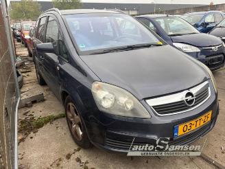 Opel Zafira Zafira (M75), MPV, 2005 / 2015 2.2 16V Direct Ecotec picture 3