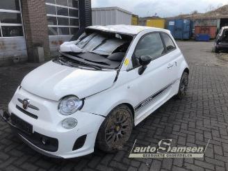Vrakbiler auto Fiat 500 500/595/695, Hatchback, 2008 1.4 T-Jet 16V 2011/6