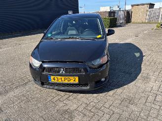 skadebil auto Mitsubishi   2010/6