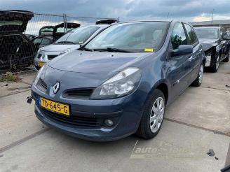 Salvage car Renault Clio Clio III (BR/CR), Hatchback, 2005 / 2014 1.2 16V 75 2006/7