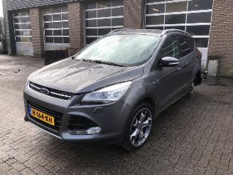  Ford Kuga  2014/6