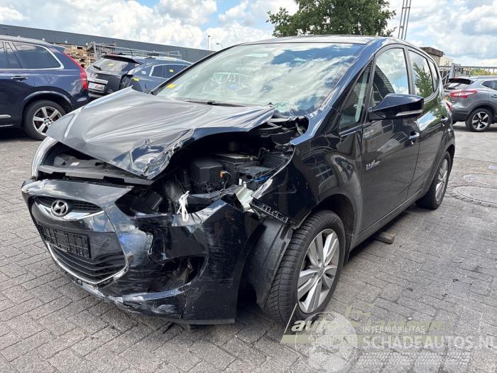 Hyundai Ix20 iX20 (JC), SUV, 2010 / 2019 1.6i 16V