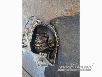 Toyota Yaris Yaris II (P9), Hatchback, 2005 / 2014 1.3 16V VVT-i picture 13