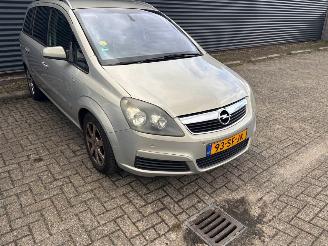  Opel Zafira  2005/11