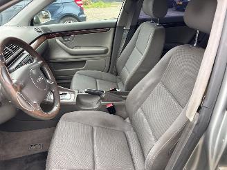 Audi A4 A4 Avant (B6) Combi 2001 / 2005 - 1.8 T 20V Combi/o  Benzine 1.781cc 110kW (150pk) FWD 2001-09/2002-07 (8E5) AVJ picture 7