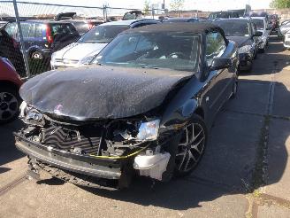 krockskadad bil auto Saab 9-3  2004/1