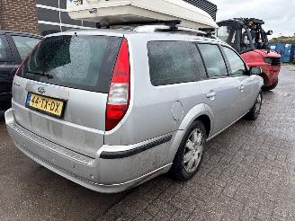Ford Mondeo Mondeo III Wagon Combi 2000 / 2007 - 1.8 16V Combi/o  Benzine 1.798cc 92kW (125pk) FWD 2000-10/2007-03  CHBA; CHBB picture 5