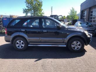 Kia Sorento Sorento I (JC) SUV 2002 / 2011 - 2.4 16V SUV  Benzine 2.351cc 102kW (139pk) 4x4 2002-08/2009-06  G4JSG picture 3