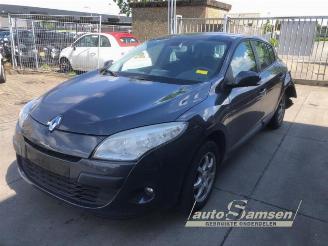 Salvage car Renault Mégane Megane III Berline (BZ), Hatchback 5-drs, 2008 / 2017 1.5 dCi 90 2010/11