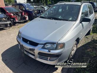 Vrakbiler auto Mitsubishi Space-star Space Star (DG), MPV, 1998 / 2004 1.6 16V 2003/4